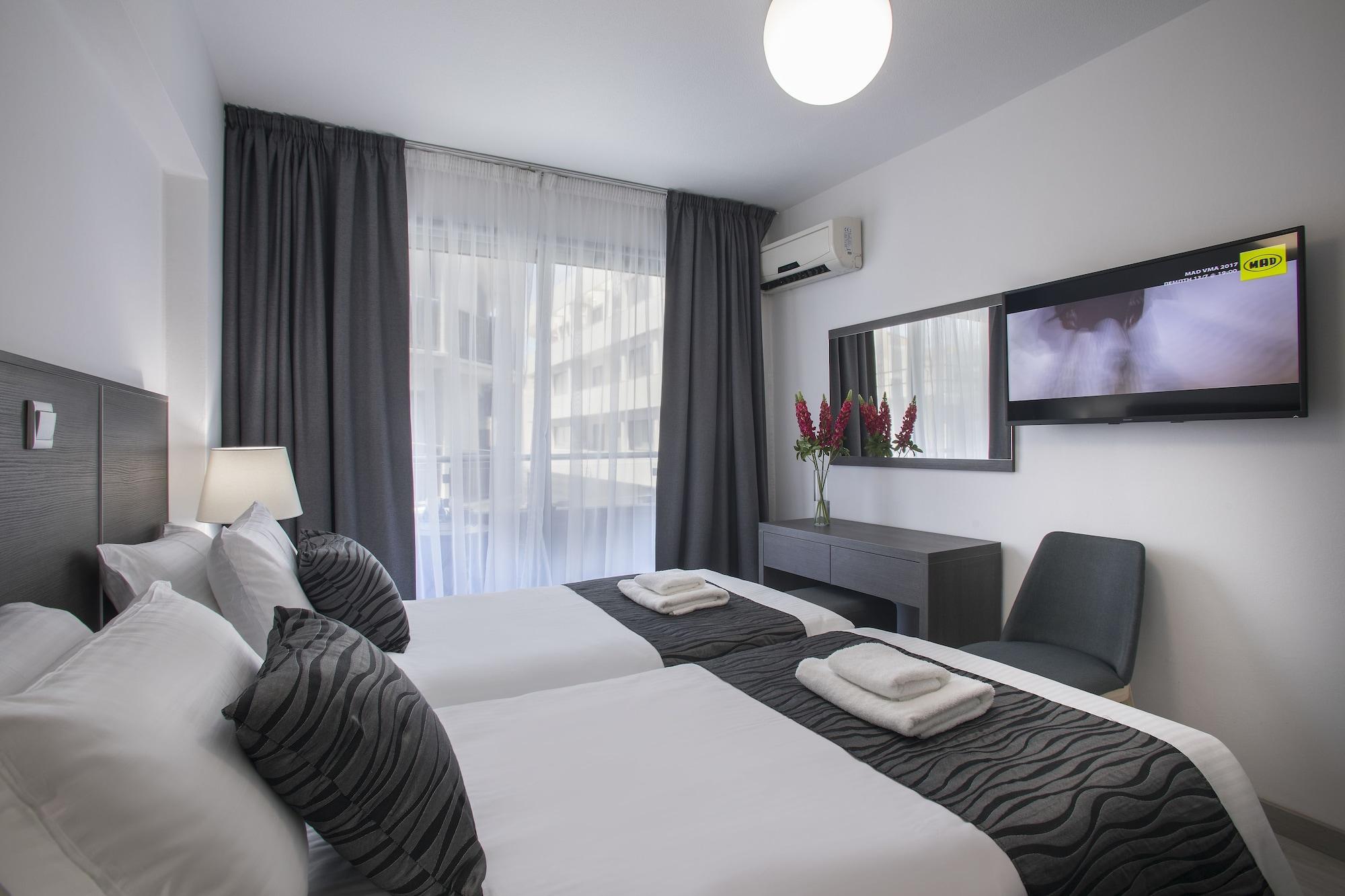 Blazer Residence Larnaca Luaran gambar