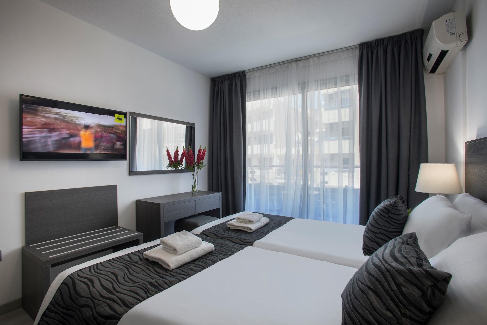 Blazer Residence Larnaca Luaran gambar