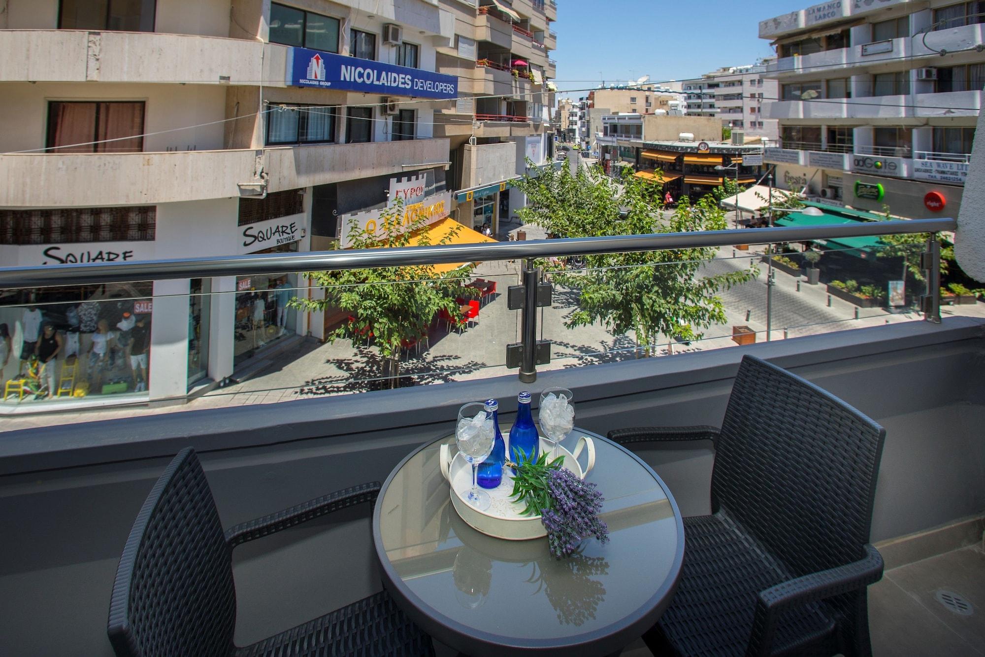 Blazer Residence Larnaca Luaran gambar