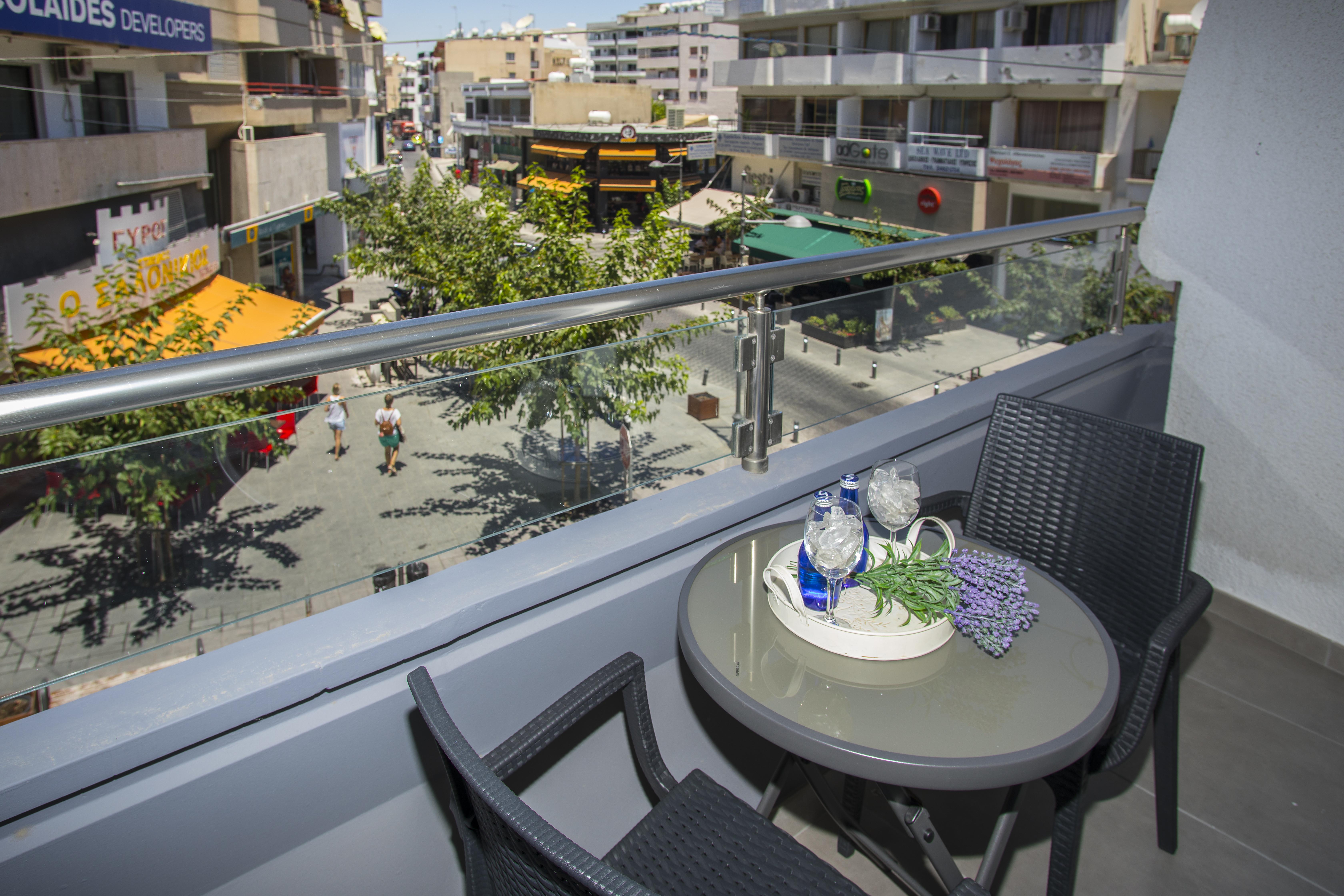 Blazer Residence Larnaca Luaran gambar