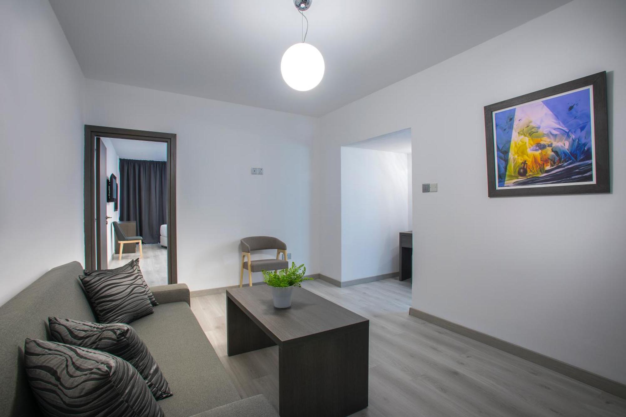 Blazer Residence Larnaca Luaran gambar