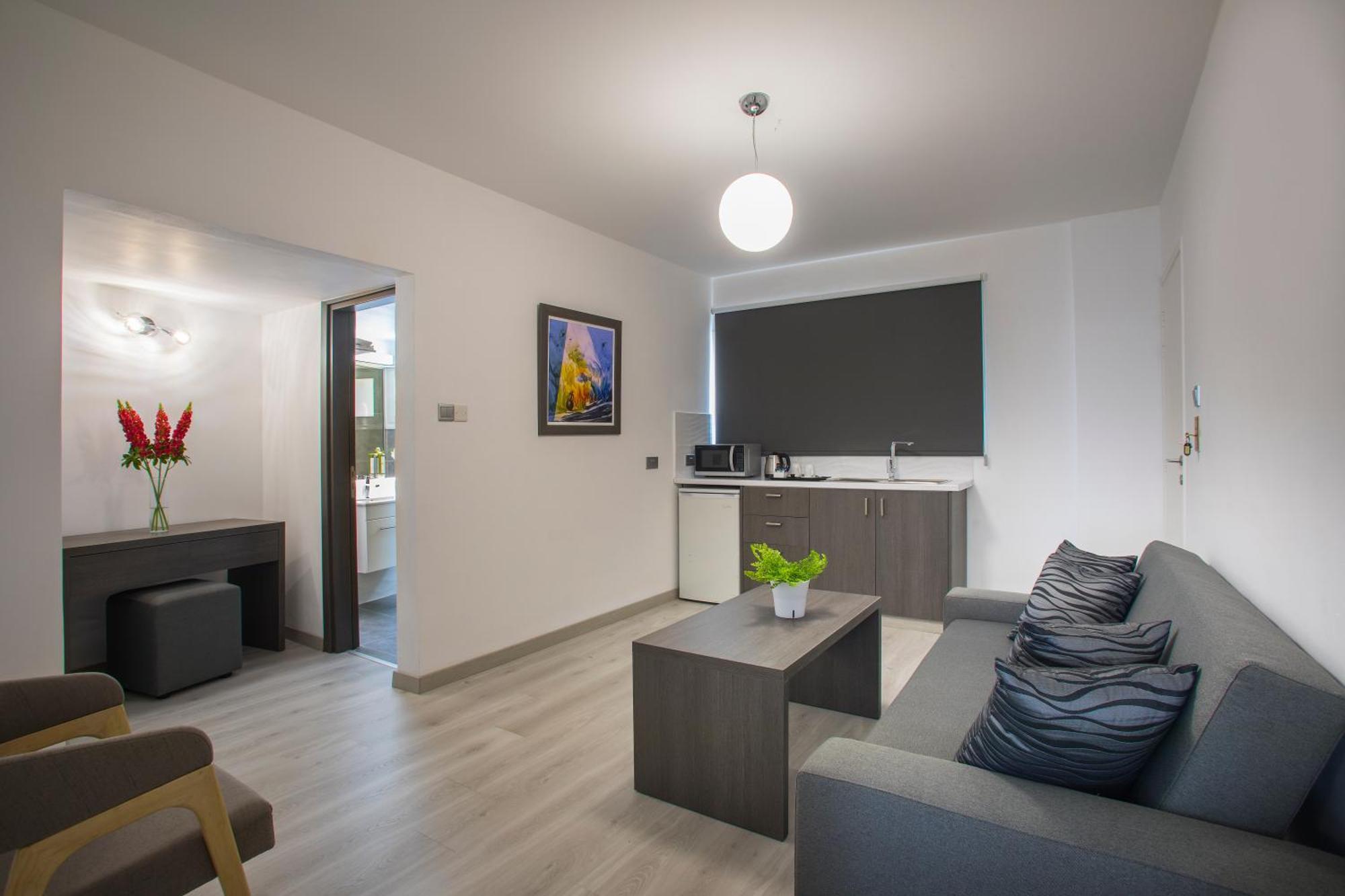 Blazer Residence Larnaca Luaran gambar