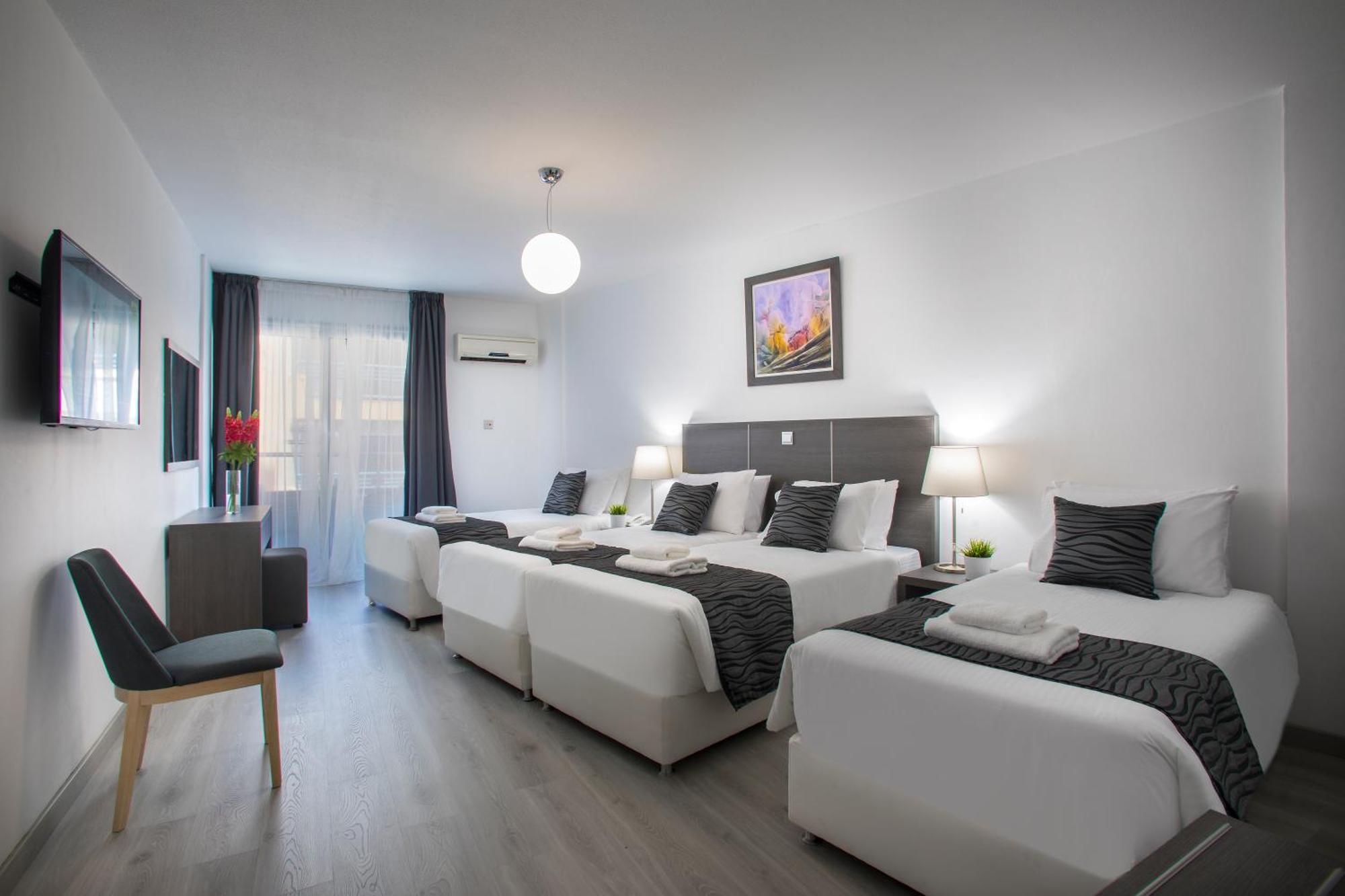 Blazer Residence Larnaca Luaran gambar