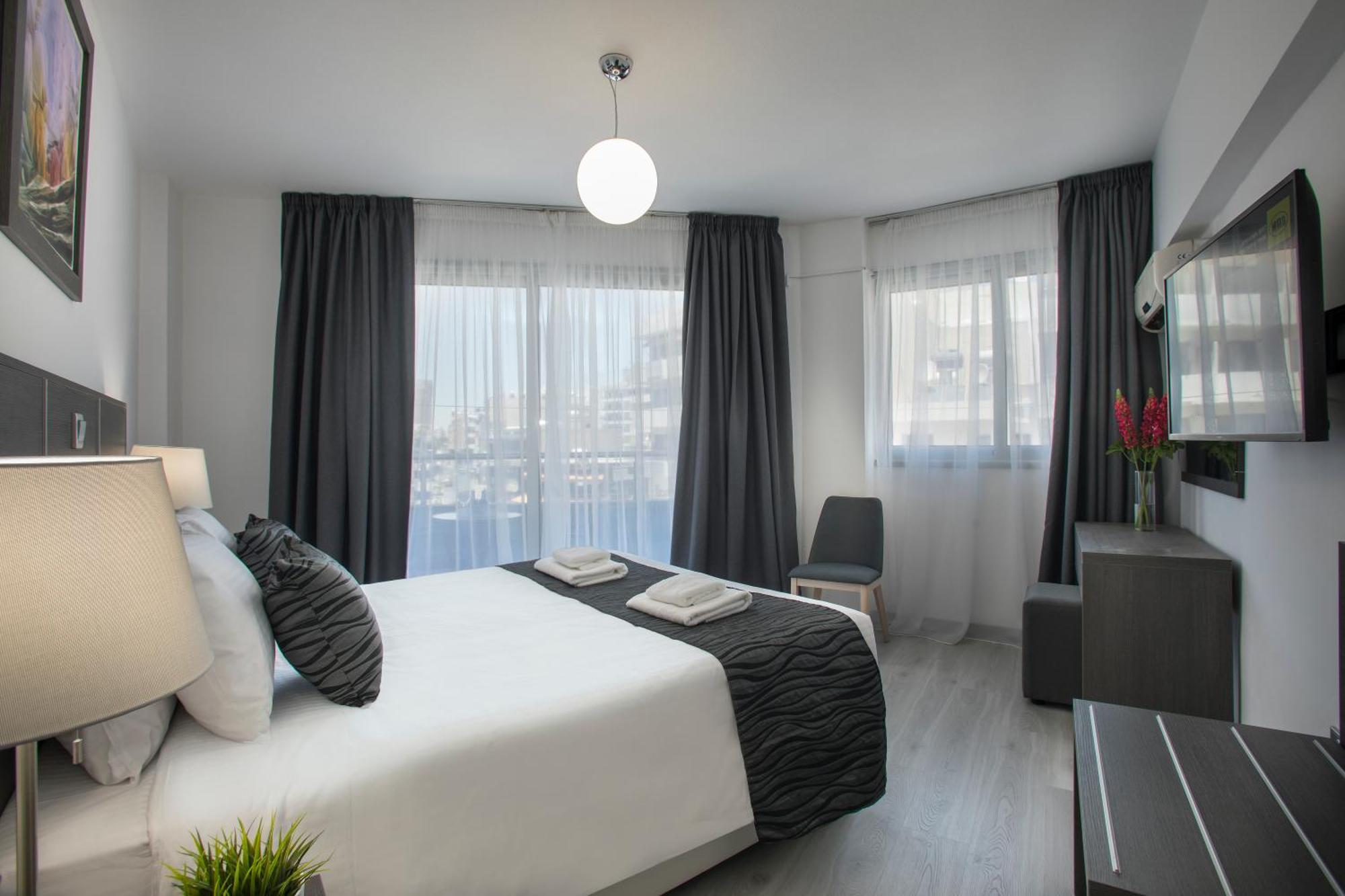 Blazer Residence Larnaca Luaran gambar