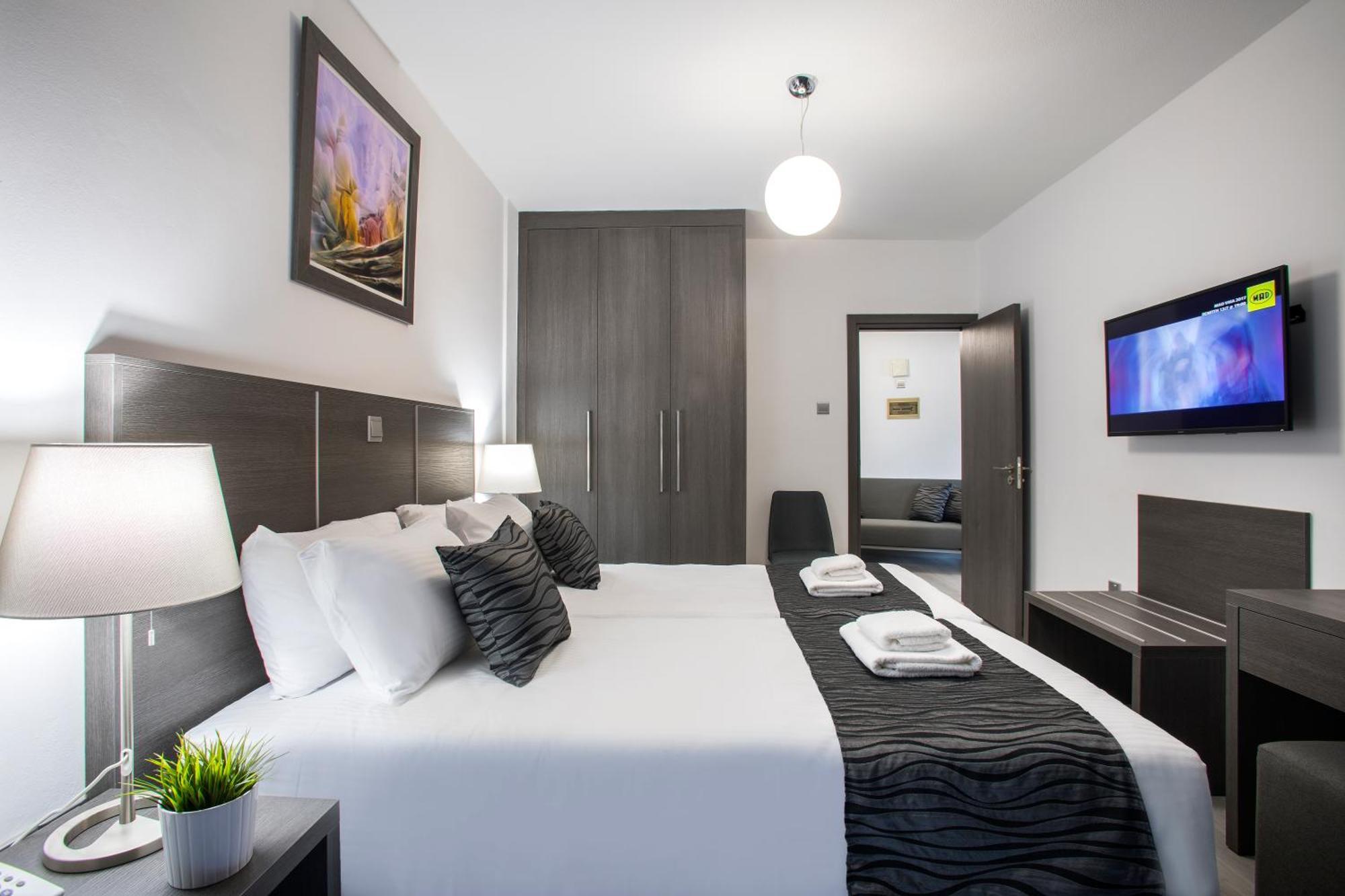 Blazer Residence Larnaca Luaran gambar
